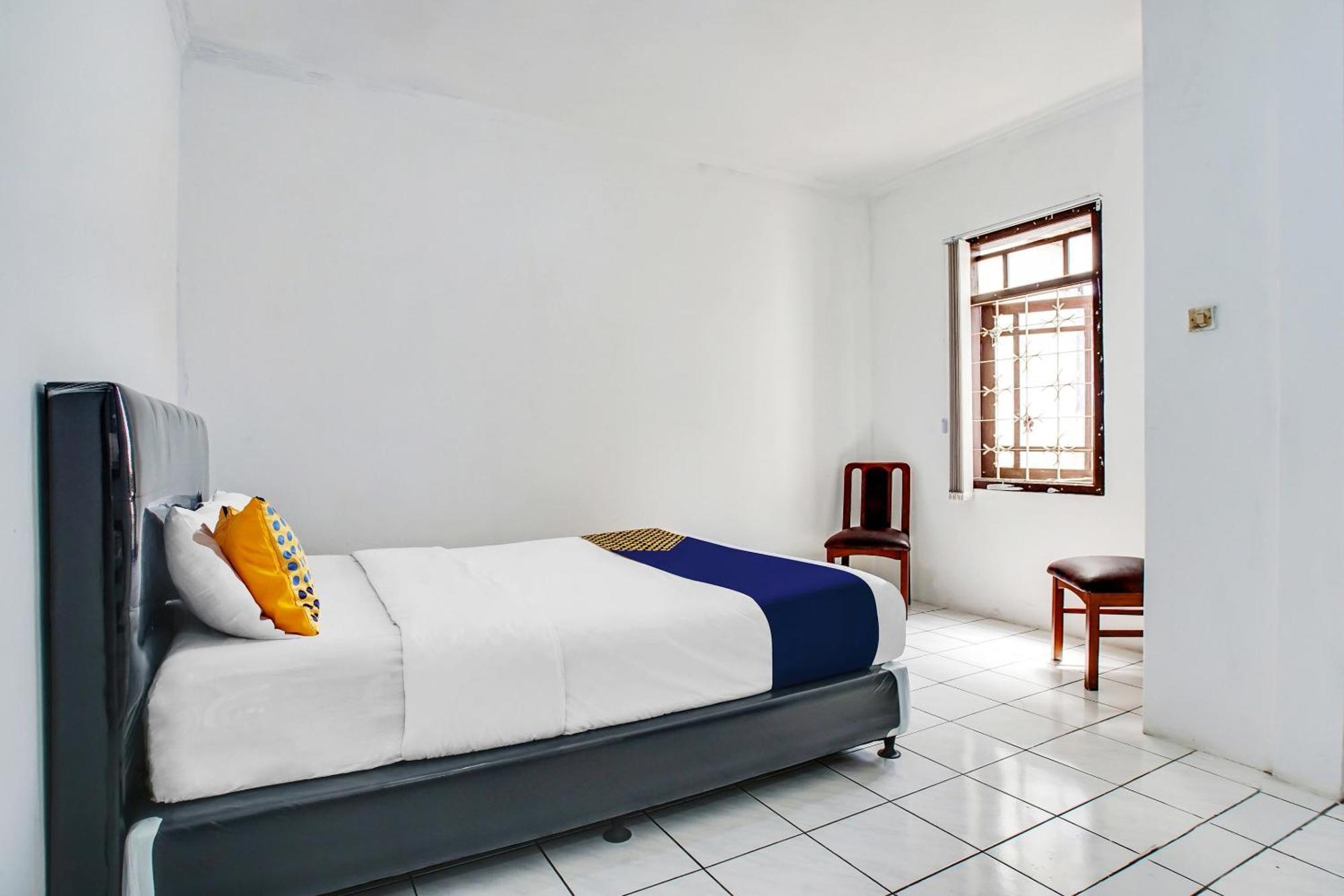 Spot On 91117 Sriwijaya Residence Syariah Bandung Exterior photo