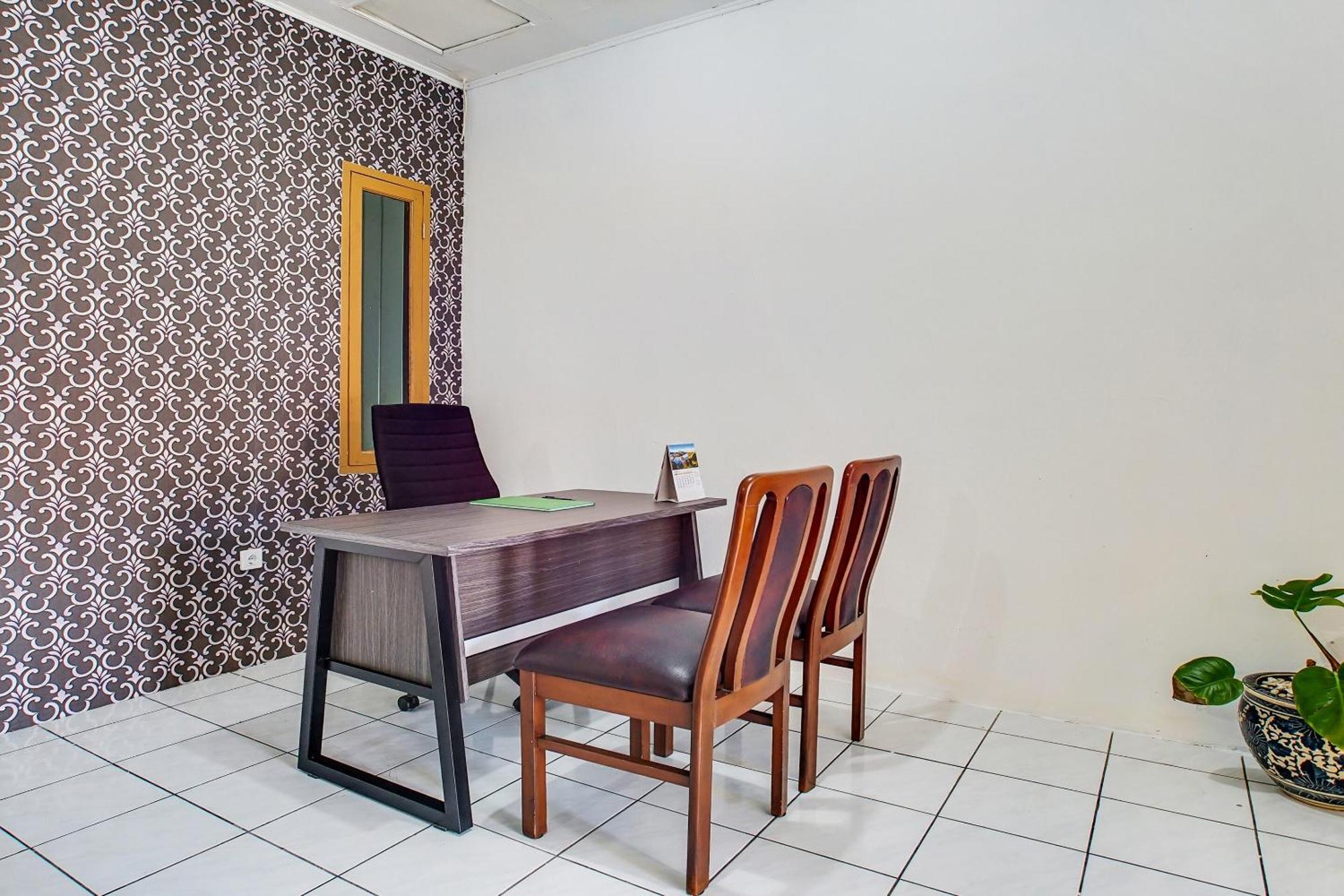 Spot On 91117 Sriwijaya Residence Syariah Bandung Exterior photo
