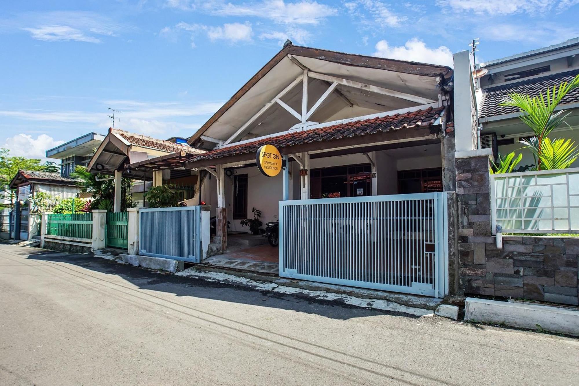 Spot On 91117 Sriwijaya Residence Syariah Bandung Exterior photo